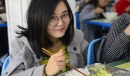 娱乐吃瓜酱大学生活费,娱乐吃瓜酱的校园消费真相