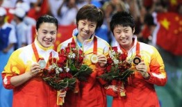 打球女生爆料视频播放