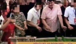 大衣哥娱乐圈爆料,不为人知的幕后故事