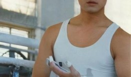 李亚鹏爆料女友视频播放,揭秘背后故事