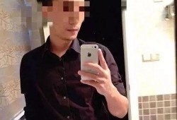 抖音帅哥吃瓜网红,抖音帅哥网红的吃瓜日常